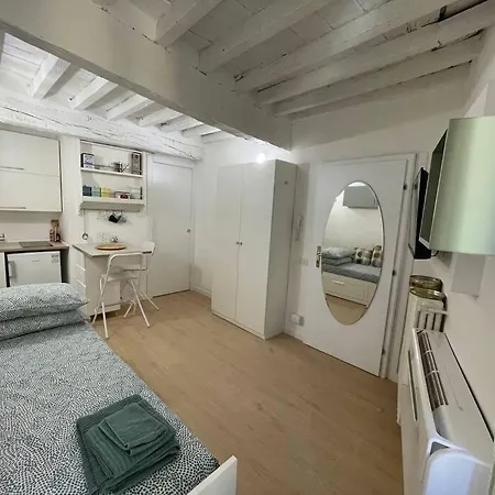 Tiny House Appartement Parma